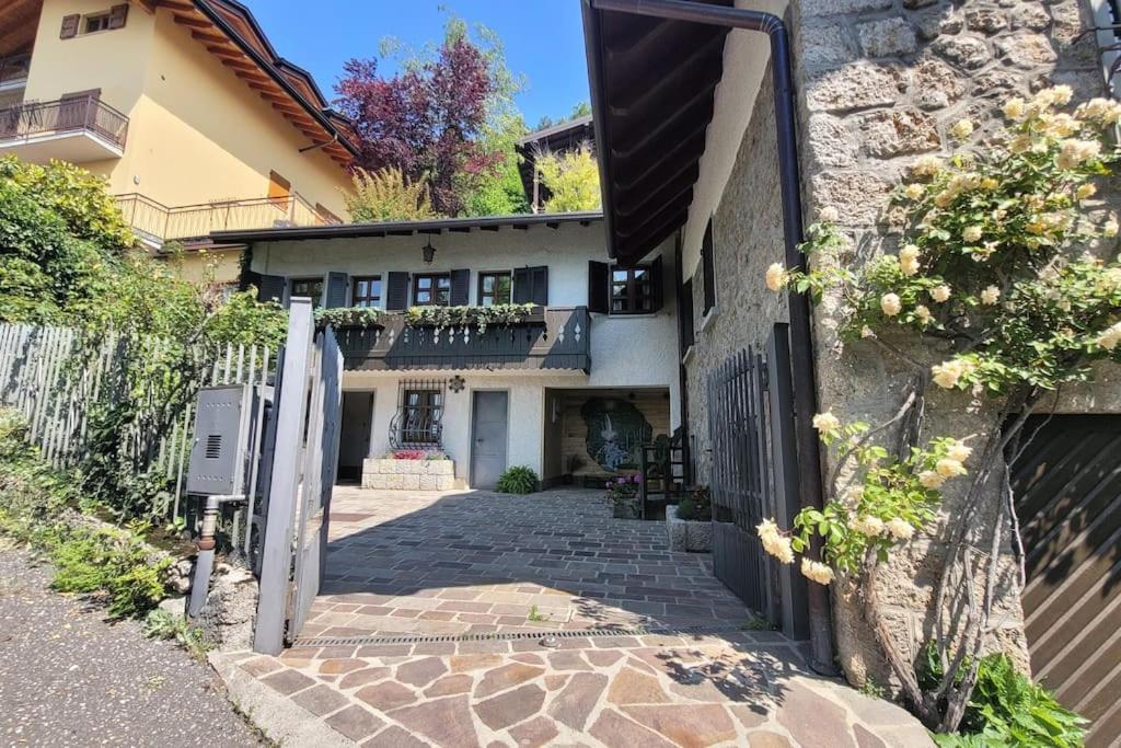 Presolana Suite In Love Casa Vacanza Кастьоне-делла-Презолана Экстерьер фото